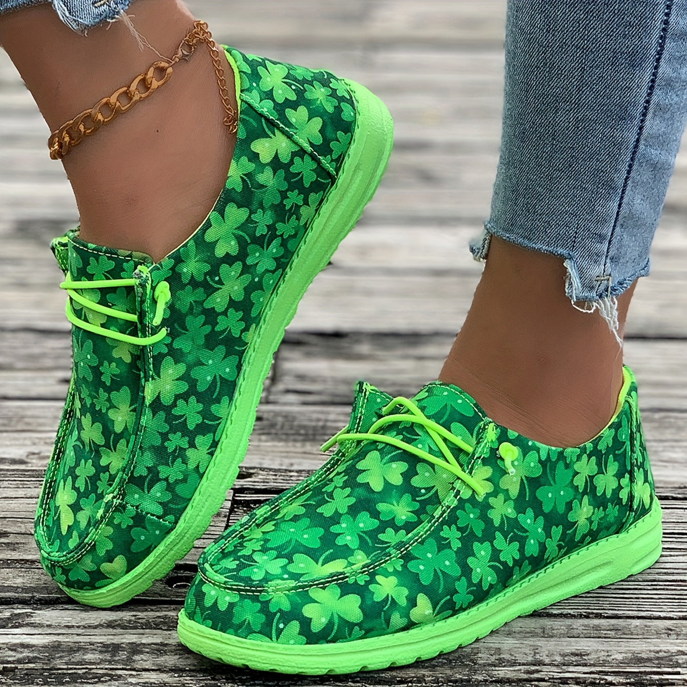 Women's Green Leaf Print Flat Walking Shoes, Lightweight Non-slip Casual Travel Shoes