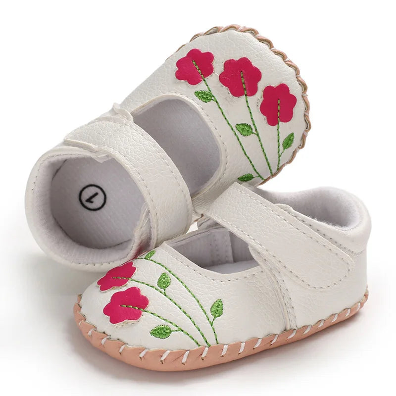 Baby Girl Shoes Newborn Toddler Boy Soft Handmade Rubber Sole Embroidered Flower Infant First Walkers Princess Baby Crib Shoes