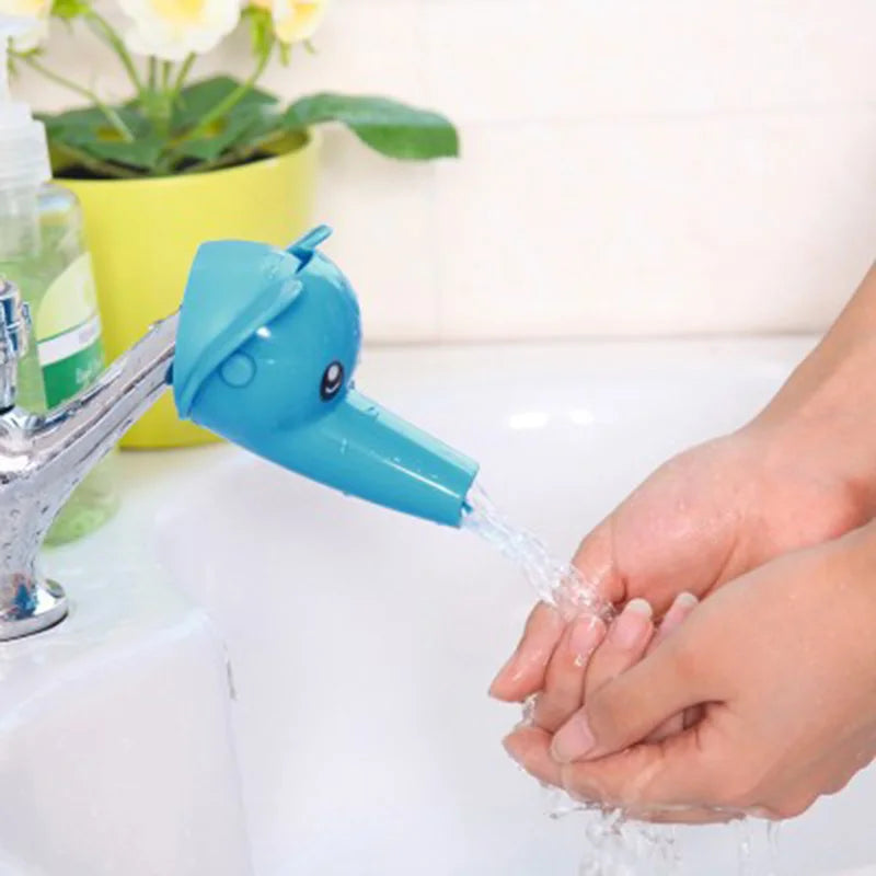 Lovely Cartoon Faucet Extender for Kids Hand Washing In Bathroom Sink Accessories Kitchen Convenient for Baby Washing Helper