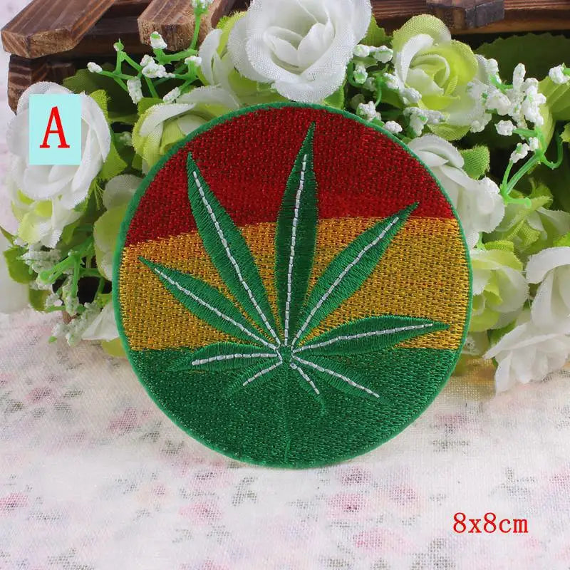 Prajna Fashion Leaf Patch 10Style Embroidery Iron On Cheap Patches For Clothing Jeans Jacket Cap Applique Badges DIY Accessories