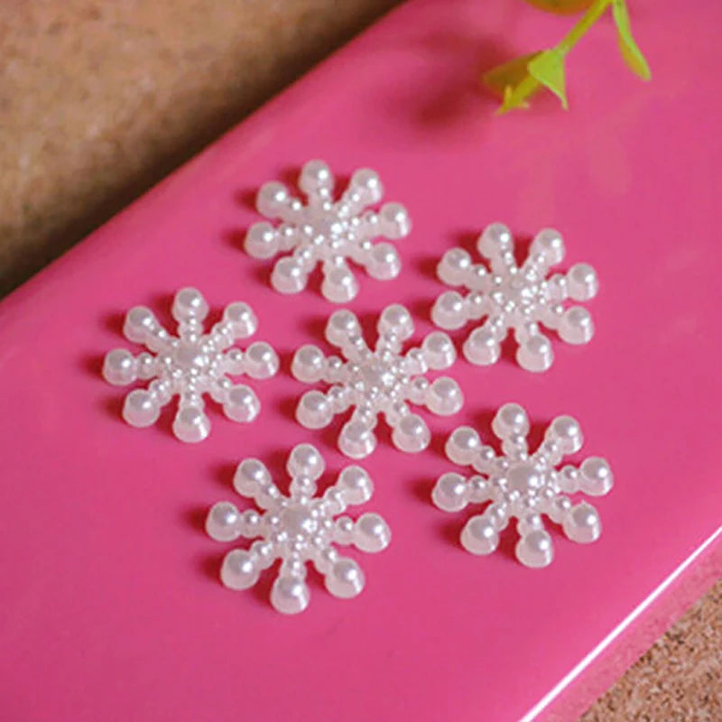 100pcs White Pearl Resin Snowflake Flatbacks Embellishments DIY Phone Christmas Decorations Scrapbooking Crafts 12mm