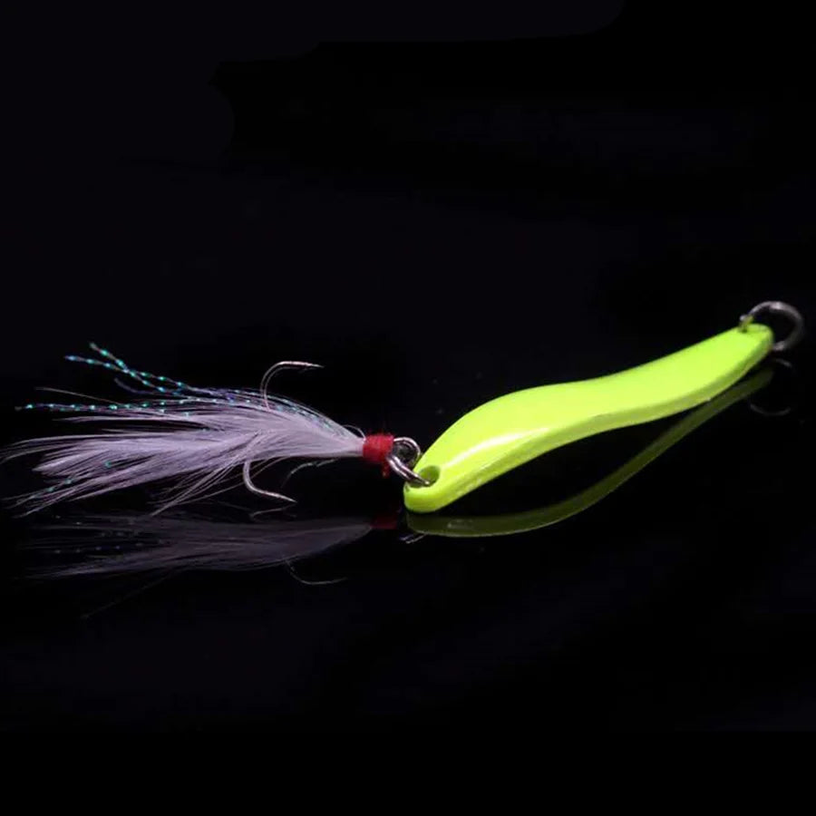 1pcs Crankbait Winter Luminous Fishing Lure Bass Metal Tackle  Sequins Spinner Spoon Hard Bait Artificial Wobbler For Pike Fish