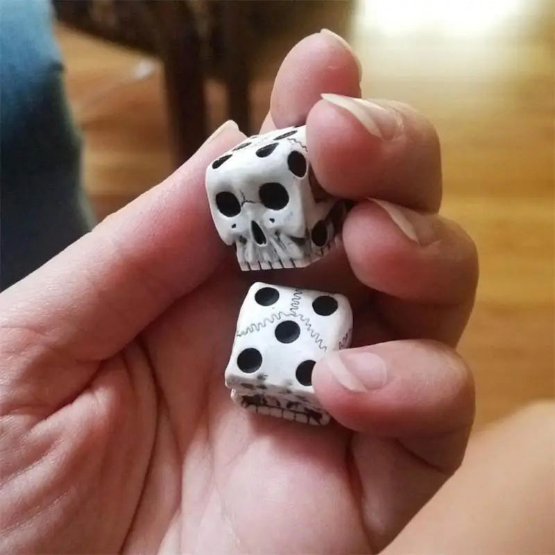 1Pcs Skull Dice 6-Sided Bone Unique Gift Gamer Great For Role Playing Board Game For Halloween