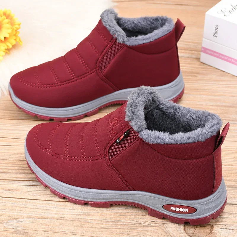 Cotton shoes 2024 winter new item with plush and thickened couple snow boots windproof and warm short boots for men and women