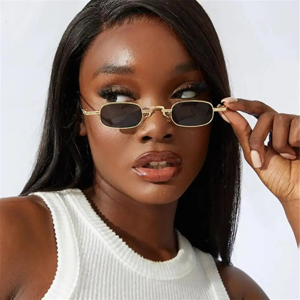 Small Rectangle Sunglasses for Women Men Fashion Retro Metal Frame Sun Glasses Vintage Punk Shades UV400 Protection Eyewear