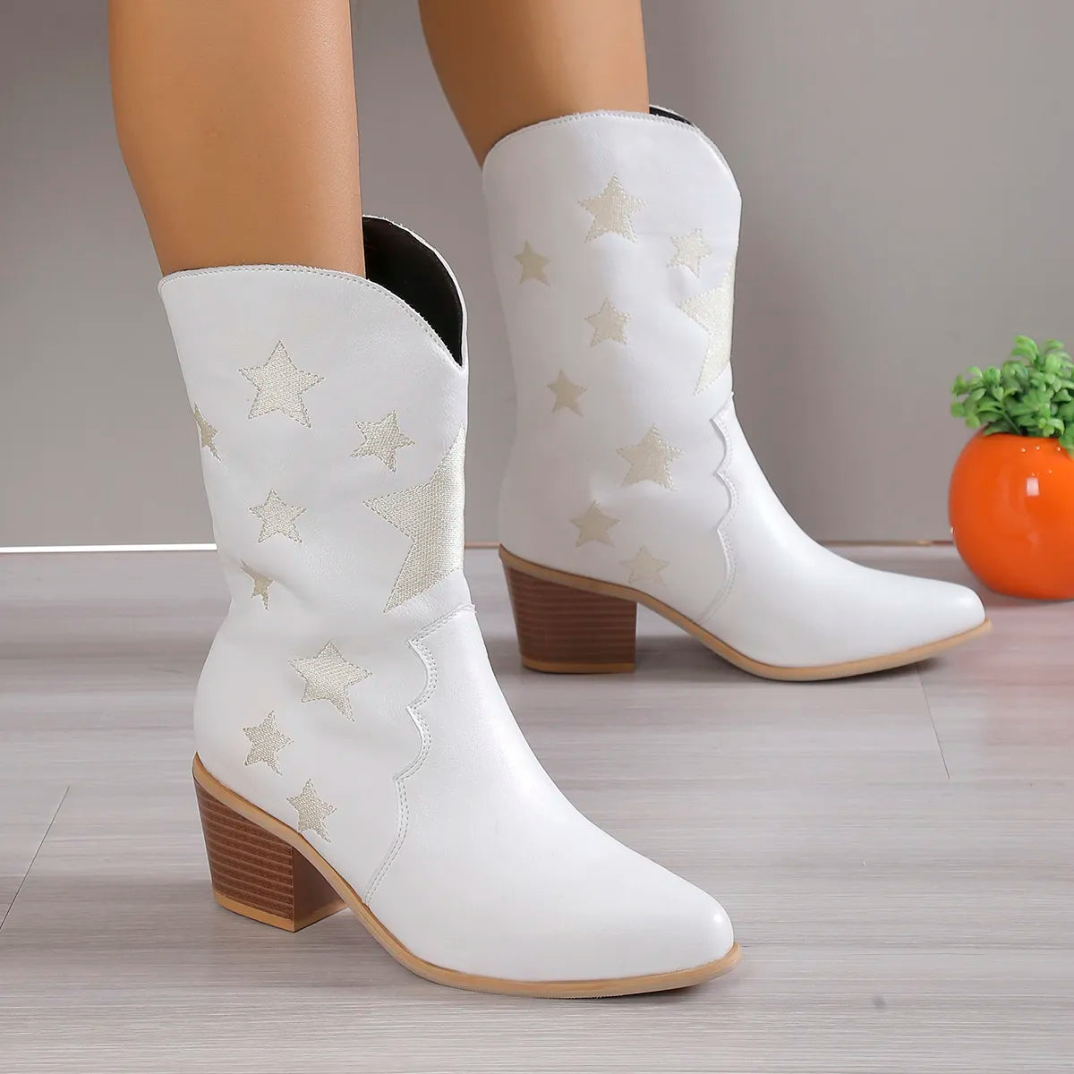 2023 New Women's Embroidered Western Knee High Boots Cowboy Cowgirl Boots Chunky Heel Platform Boots Women Western Shoes