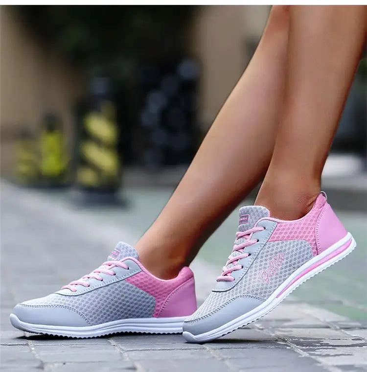 2024 New Fashion Sneakers For Women Breathable Trainers Outdoor Women Sneakers Mesh Fabric Lace Up Female Footwear Shoes Women