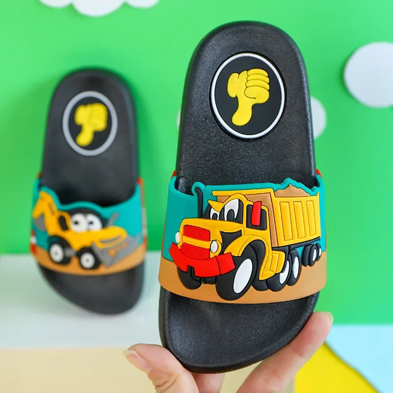 New2024 summer children slippers Kids shoes Cartoon  slippers Soft soled anti-skid sandals kids shoes zapatos niña chausson