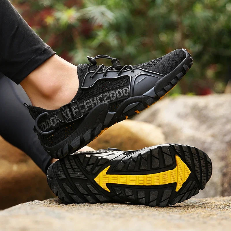 Men's Shoes Summer Breathable Mesh Outdoor Non-slip Light Walking Casual Trekking Sneakers Beach Wading Shoes Unisex Women