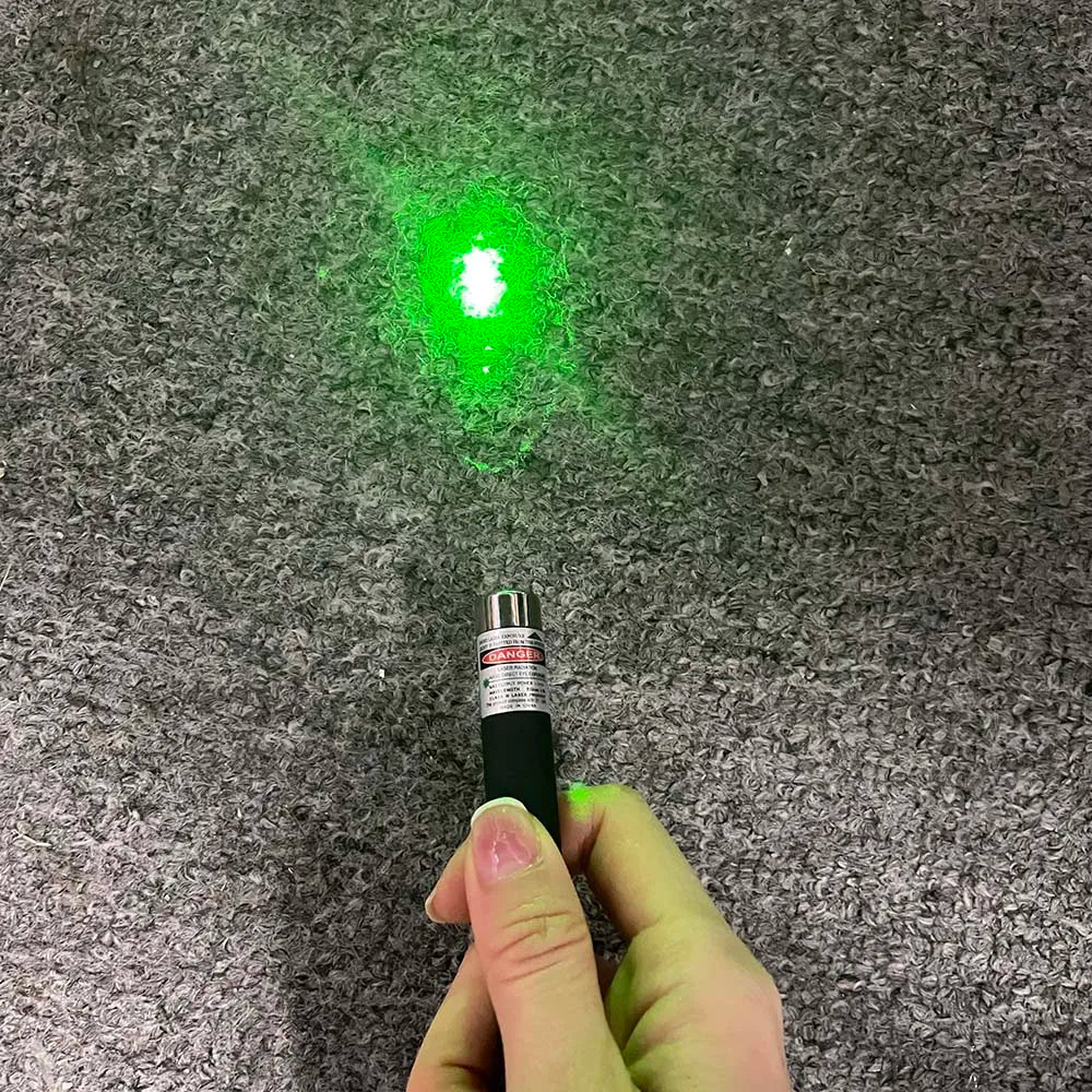 5MW 650nm Green Laser Pen Black Strong Visible Light Beam Laser point 3 colors Powerful Military Laser Pointer Pen Dropshipping