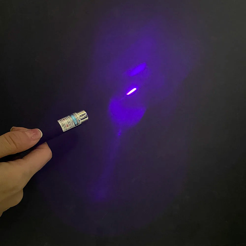 5MW 650nm Green Laser Pen Black Strong Visible Light Beam Laser point 3 colors Powerful Military Laser Pointer Pen Dropshipping