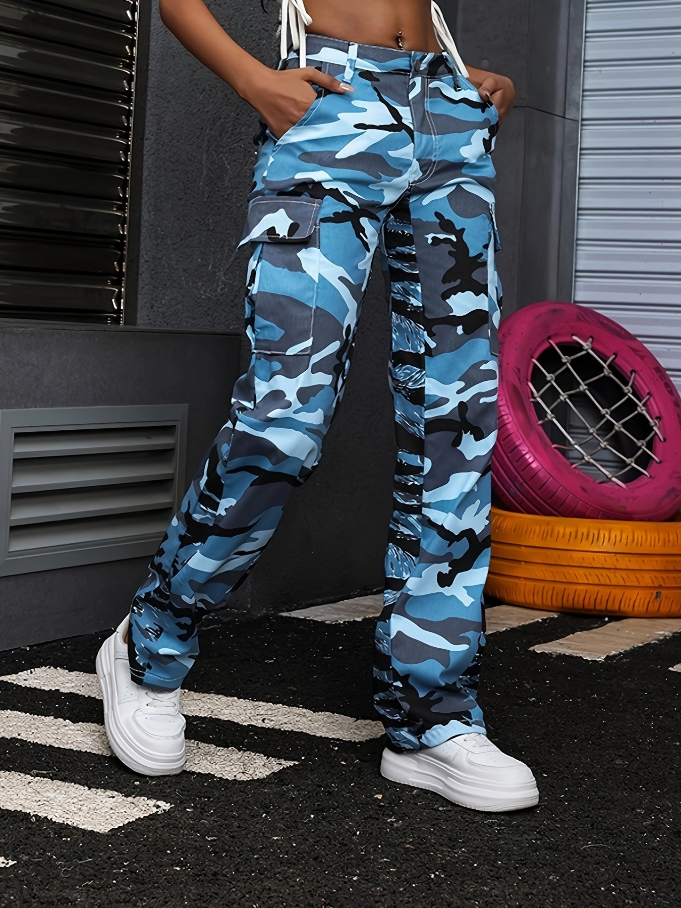 Women's Stretchy Camouflage Cargo Pants, Street Style, Elastic Waistband, Multiple Pockets, Fashionable Outdoor Trousers