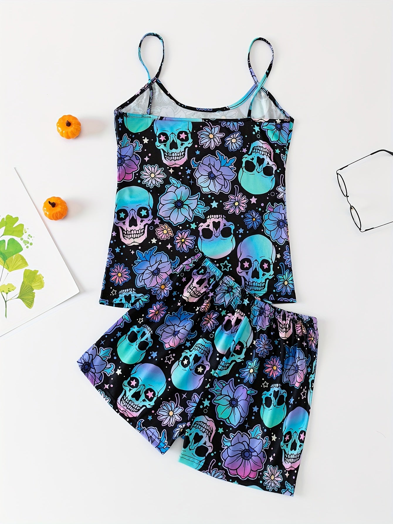 Women's Ombre Skull & Floral Print Backless Cami Top & Elastic Shorts Pajama Set, Gothic Round Neck Sleepwear