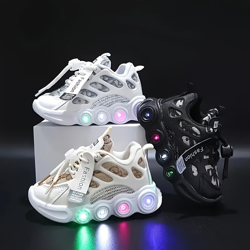 Casual Comfortable Low Top Sneakers With LED Light For Kids, Breathable Non-slip Running Shoes For All Season