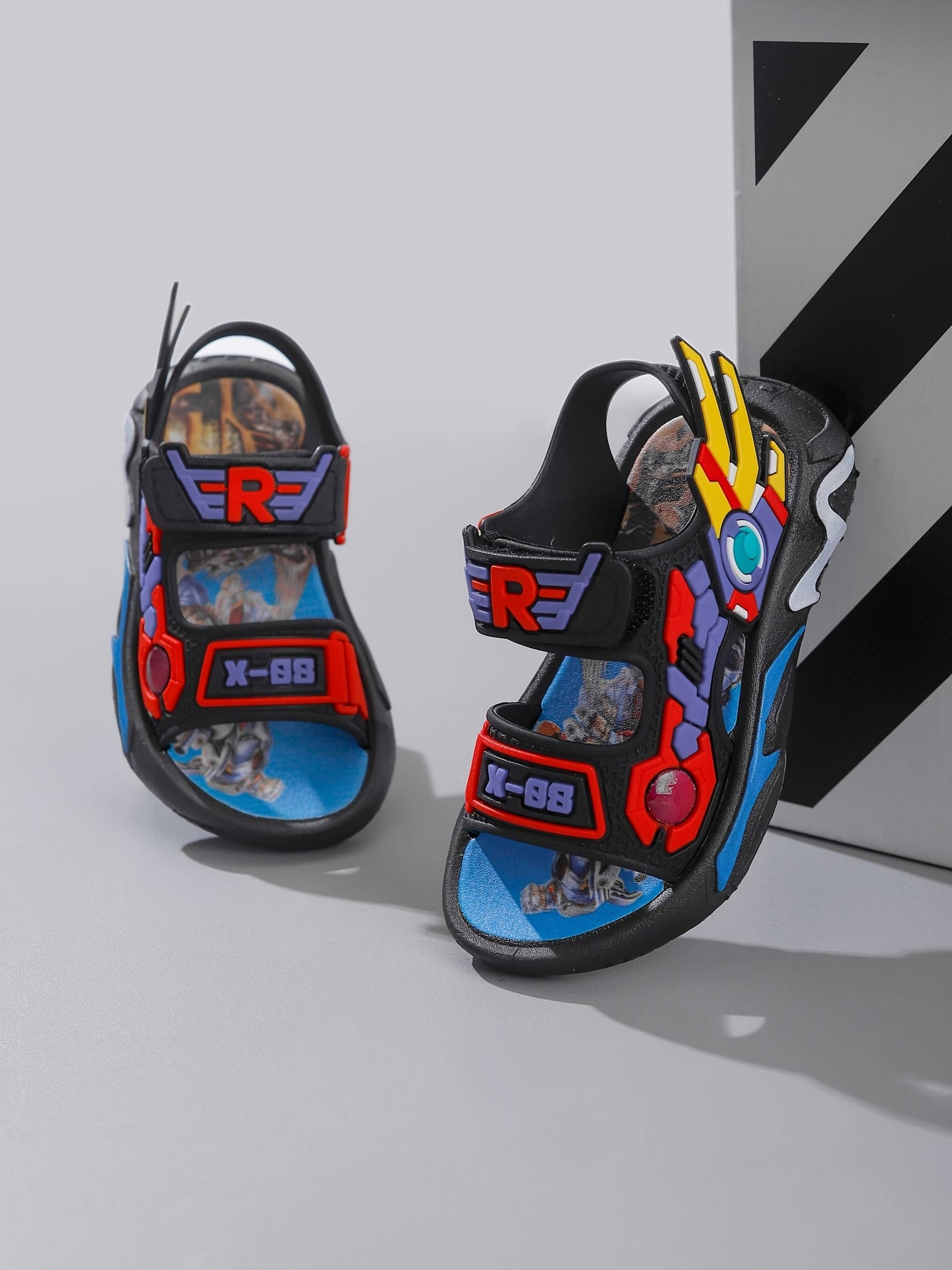 Boys' Cartoon Mecha Sandals - Vibrant & Comfortable, Soft Sole, Easy Hook-and-loop Fastener Strap - Ideal for Beach & Casual Attire - Perfect Christmas Gift for Youngsters