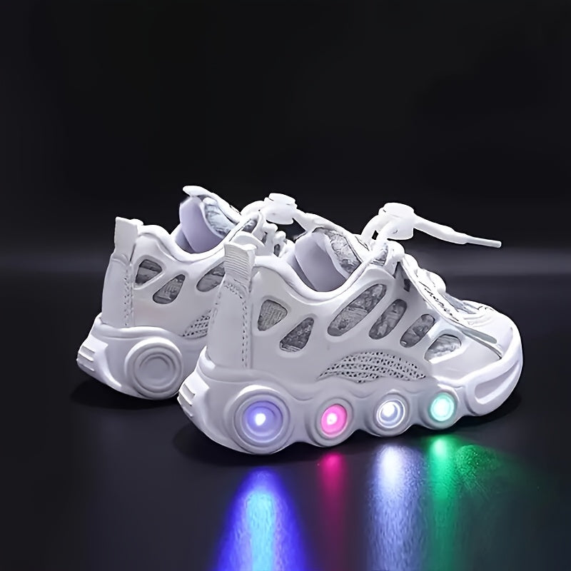 Casual Comfortable Low Top Sneakers With LED Light For Kids, Breathable Non-slip Running Shoes For All Season